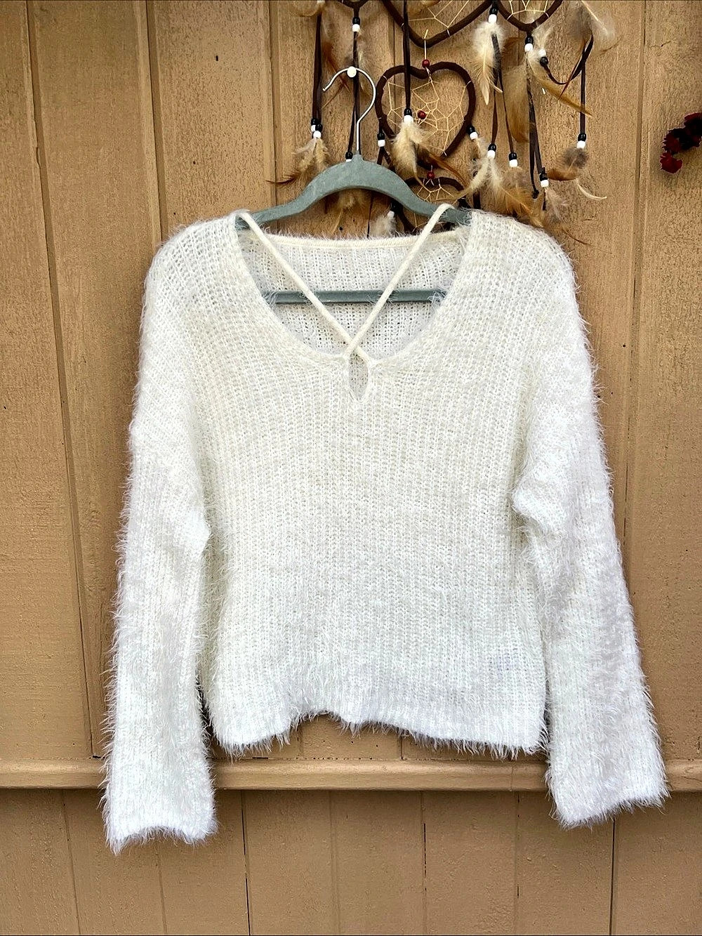 Dazy Women's White fuzzy Cross Over Back Oversized Sweater Cropped Size M/L
